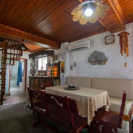 Traditional Village House Meson Yerakarion Ngoại thất bức ảnh