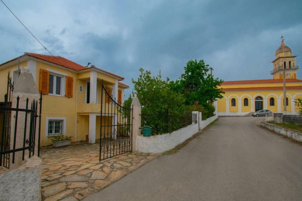 Traditional Village House Meson Yerakarion Ngoại thất bức ảnh